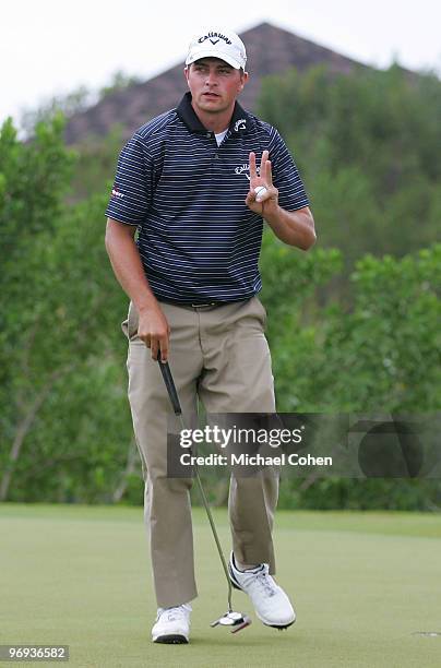 Brian Stuard acknowledges the gallery after his birdie putt on the eighth green during the final round of the Mayakoba Golf Classic at El Camaleon...