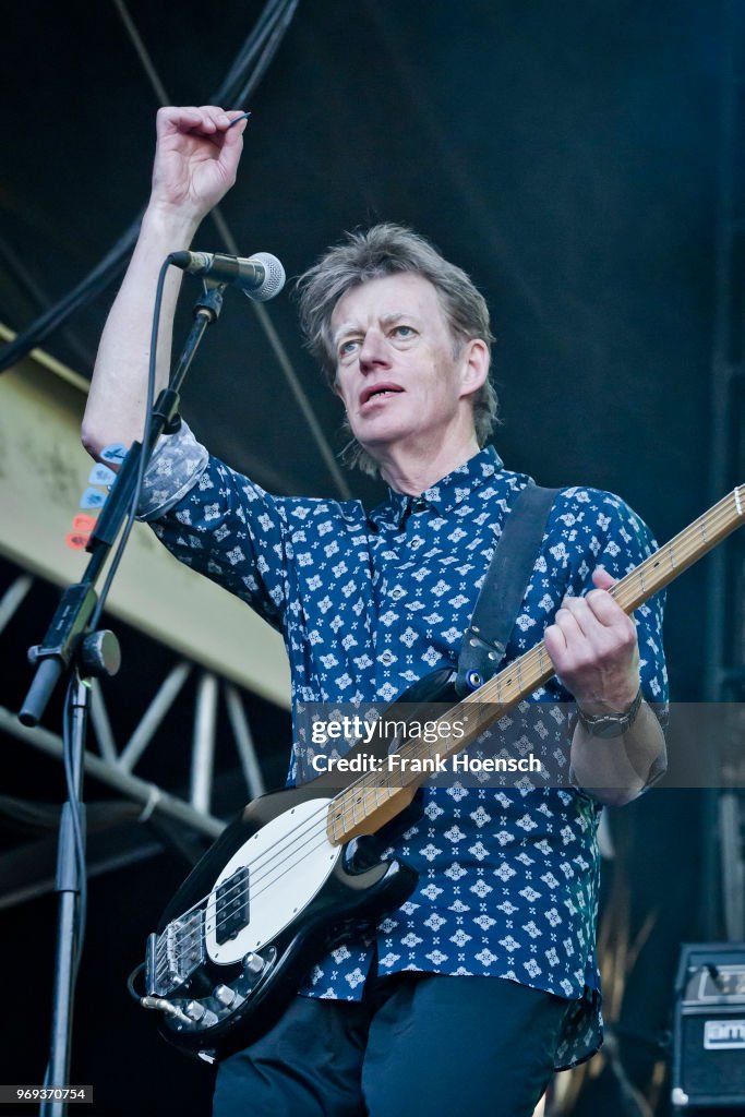 Runrig Perform In Berlin