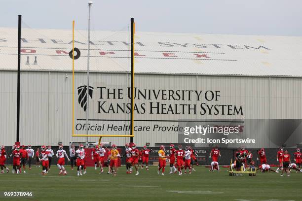 Wide view of Kansas City Chiefs Organized Team Activities on June 7, 2018 at the Kansas City Chiefs Training Facility in Kansas City, MO.