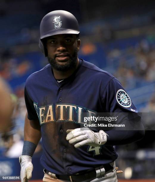 Denard Span of the Seattle Mariners looks on during a game against the Tampa Bay Rays at Tropicana Field on June 7, 2018 in St Petersburg, Florida.