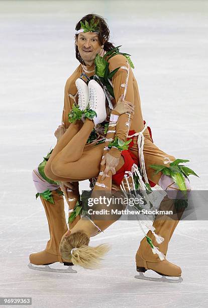 Oksana Dominina and Maxim Shabalin of Russia compete in the figure skating ice dance - original dance on day 10 of the Vancouver 2010 Winter Olympics...