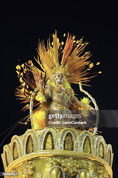 Member of Unidos da Tijuca Samba School dances during Rio de Janeiro's Carnival Champions Parade at Marques de Sapucai Sambodrome on February 21,...