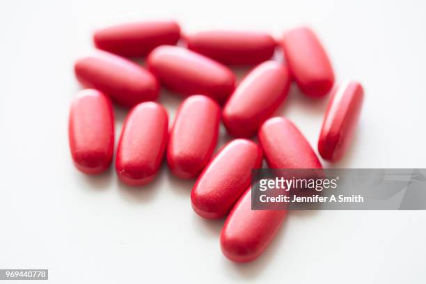 red iron pills - afrodisíaco fotografías e imágenes de stock