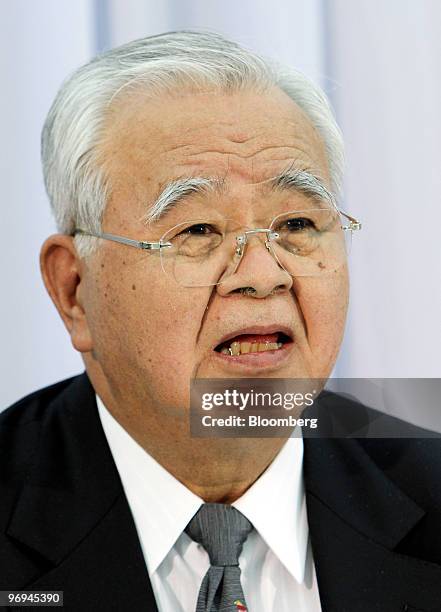 Hiromasa Yonekura, incoming chairman of the Japan Business Federation, known as Keidanren, speaks during a news conference in Tokyo, Japan, on...