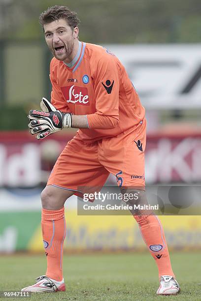 Morgan De Sanctis of SSC Napoli in action during the Serie A match between AC Siena and SSC Napoli at Stadio Artemio Franchi on February 21, 2010 in...