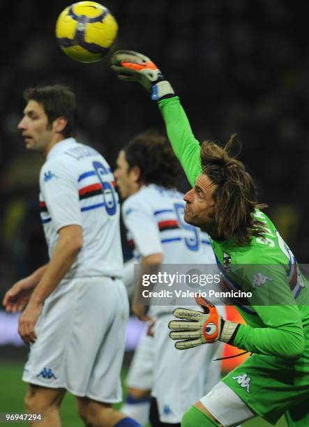 Marco Storari of UC Sampdoria in action during the Serie A match between FC Internazionale Milano and UC Sampdoria at Stadio Giuseppe Meazza on...