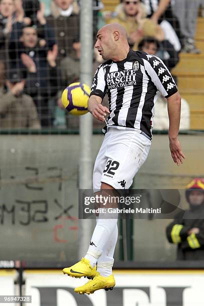 Massimo Maccarone of AC Siena shows his dejection during the Serie A match between AC Siena and SSC Napoli at Stadio Artemio Franchi on February 21,...