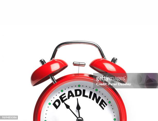 deadline approaching clock ticking - 限期 個照片及圖片檔