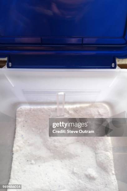 washing machine detergent - powder laundry detergent stock pictures, royalty-free photos & images