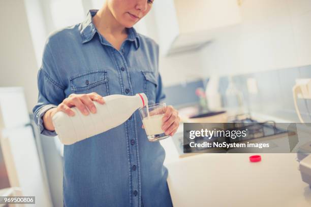 young women having breakfast, drinking milk - no drinking stock pictures, royalty-free photos & images