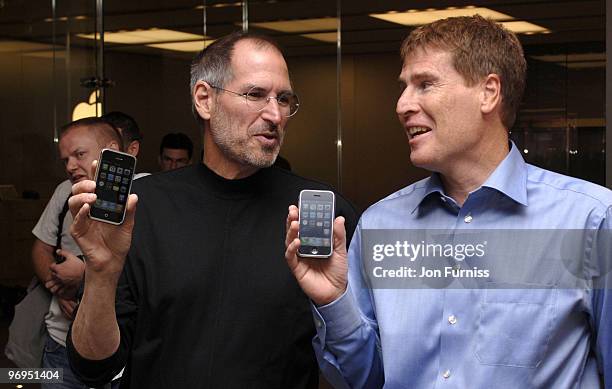 Steve Jobs, Apple CEO and Matthew Key, Chief Executive O2 UK at the launch of the exclusive iPhone on O2 at the Apple store on September 18, 2007...