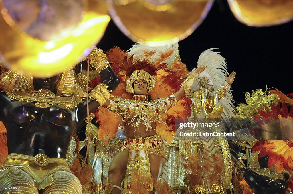 Beija-Flor - Beija - Flor Carnival Champions Parade