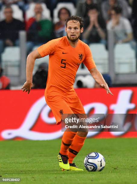 Daley Blind of Netherlands in action during the International Friendly match between Italy and Netherlands at Allianz Stadium on June 4, 2018 in...