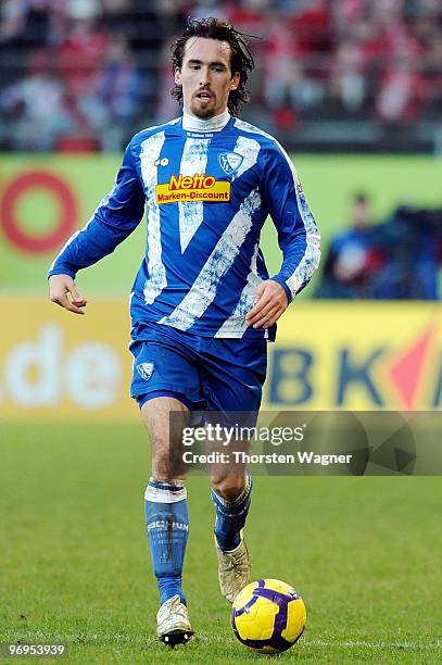 Christian Fuchs of Bochum runs with the ball during the Bundesliga match between FSV Mainz 05 and VFL Bochum at Bruchweg Stadium on February 20, 2010...