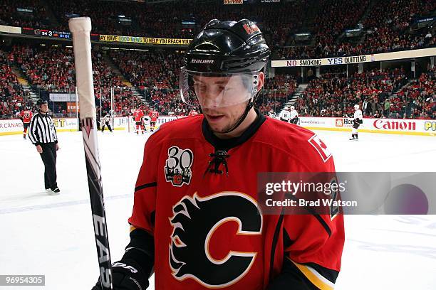 David Moss of the Calgary Flames skates against the Anaheim Ducks on February 13, 2010 at Pengrowth Saddledome in Calgary, Alberta, Canada. The...