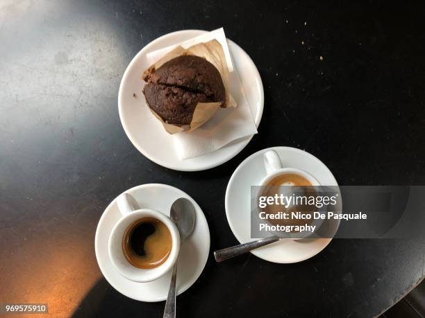 coffee time - roma capucino stock pictures, royalty-free photos & images