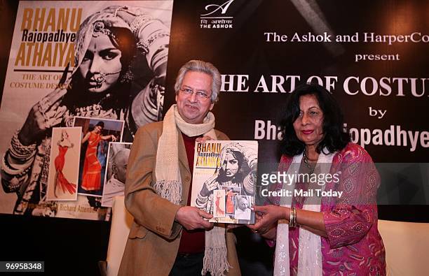 Oscar-winning costume designer Bhanu Athaiya with filmmaker Kumar Shahani at the launch of her book Bhanu Rajopadhye Athaiya:The Art Of Costume...