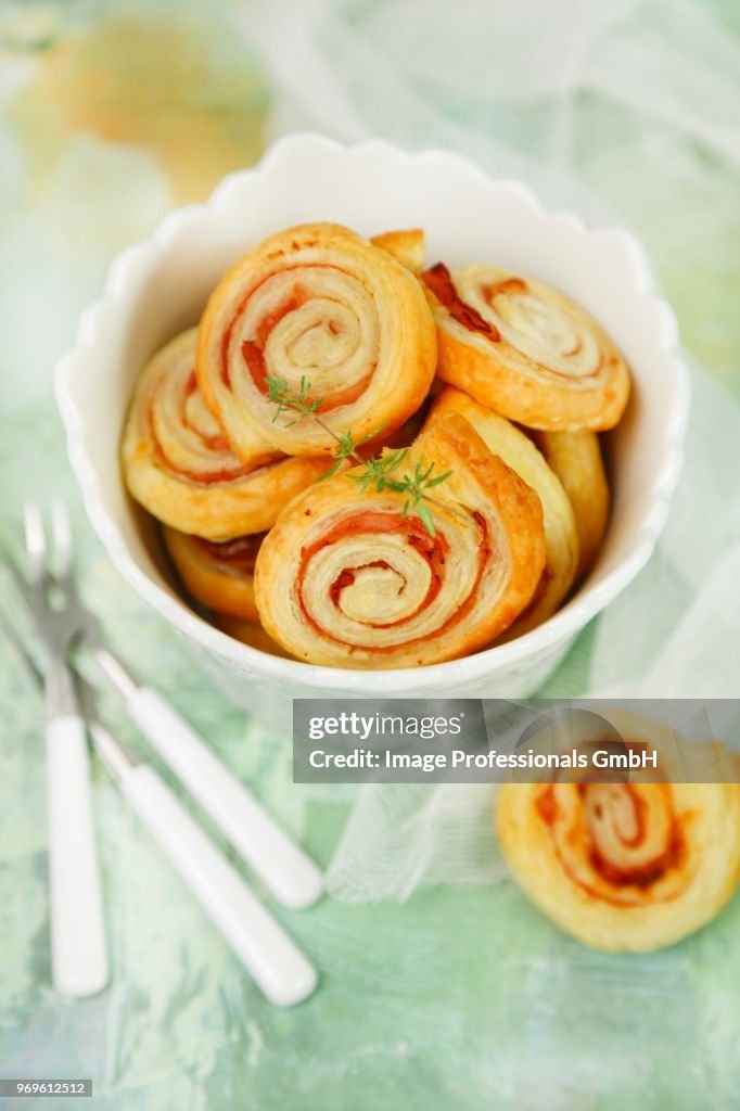 Girelle (puff pastry swirls) with ham and cheese