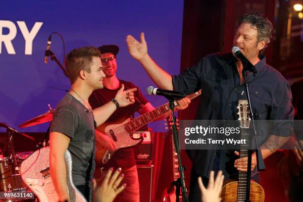 Hunter Hayes and Blake Shelton perform on stage at Spotify's Hot Country Presents Hunter Hayes, Chris Lane, Michael Ray and more at Ole Red During...