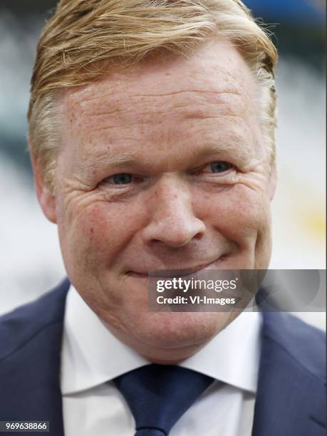 Coach Ronald Koeman of Holland during the International friendly match between Italy and The Netherlands at Allianz Stadium on June 04, 2018 in...