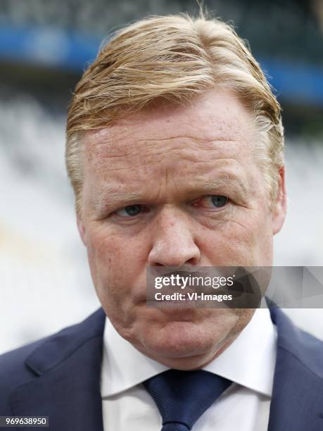 Coach Ronald Koeman of Holland during the International friendly match between Italy and The Netherlands at Allianz Stadium on June 04, 2018 in...