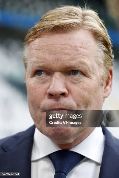 Coach Ronald Koeman of Holland during the International friendly match between Italy and The Netherlands at Allianz Stadium on June 04, 2018 in...