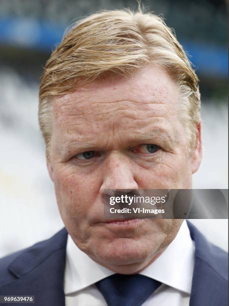 Coach Ronald Koeman of Holland during the International friendly match between Italy and The Netherlands at Allianz Stadium on June 04, 2018 in...