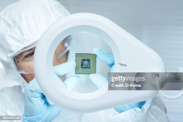 Lab Disk 157 Lab Disk Stock Photos, High-Res Pictures, and Images - Getty Images