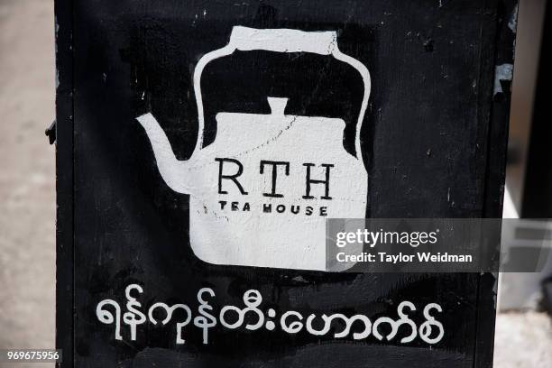 Logo Rangoon 810 Rangoon House Stock Photos, High-Res Pictures, and Images - Getty ...