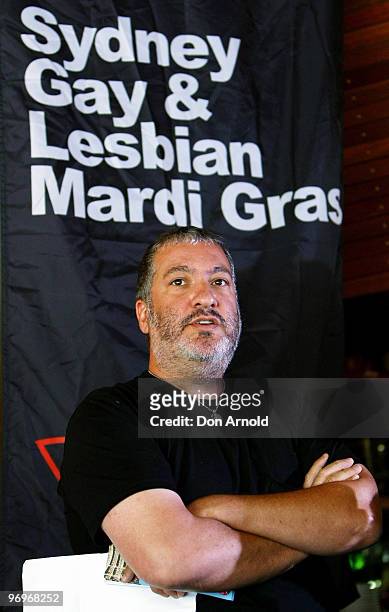 New York artist Spencer Tunick speaks to the media during a press conference at the Toko Restaurant & Bar on February 23, 2010 in Sydney, Australia....