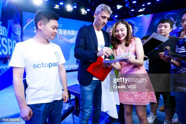 Retired Argentinian footballer Hernan Crespo meets fans during his China tour on June 7, 2018 in Beijing, China.