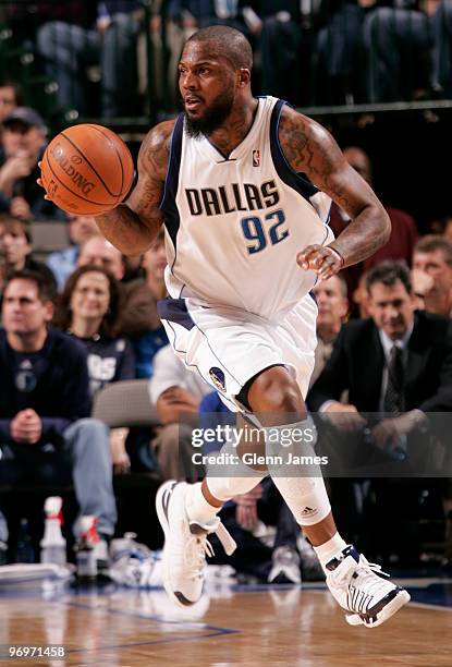 DeShawn Stevenson of the Dallas Mavericks drives against the Indiana Pacers during a game at the American Airlines Center on February 22, 2010 in...