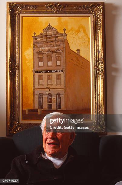 Lou Richards poses during a portrait session at Toorak on September 12, 2001 in Melbourne, Australia.