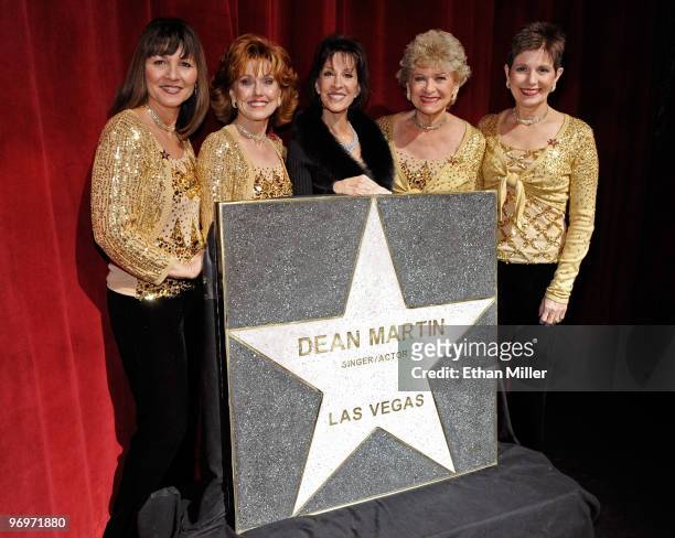 Singer Deana Martin , daughter of Dean Martin, and members of The Golddiggers, singers and dancers from The Dean Martin Show , Sheila Allan, Susie...