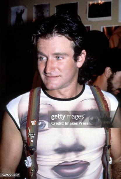 Robin Williams perform on his 'Off The Wall' HBO TV Special at the Roxy Theatre circa 1979 in West Hollywood, California.