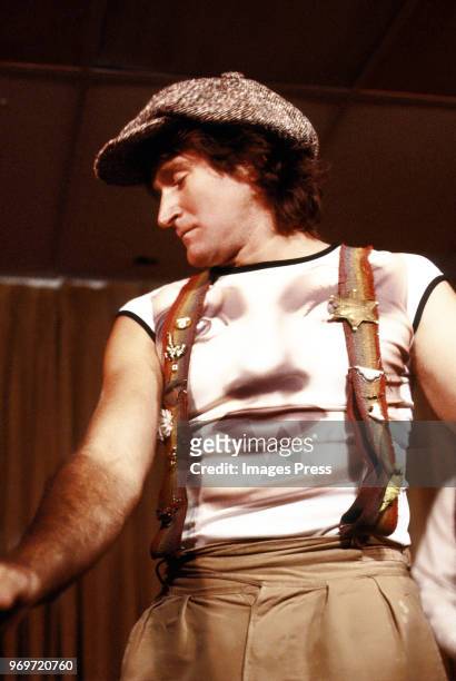 Robin Williams perform on his 'Off The Wall' HBO TV Special at the Roxy Theatre circa 1979 in West Hollywood, California.