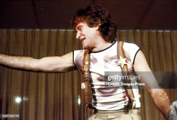 Robin Williams perform on his 'Off The Wall' HBO TV Special at the Roxy Theatre circa 1979 in West Hollywood, California.