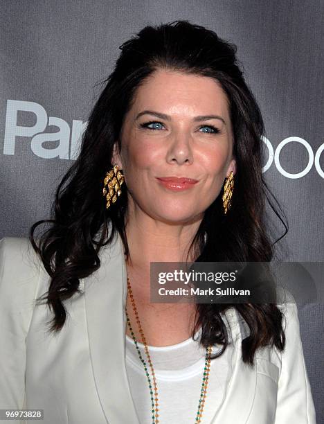 Actress Lauren Graham attends the Los Angeles premiere of "Parenthood" at the Directors Guild Theatre on February 22, 2010 in West Hollywood,...