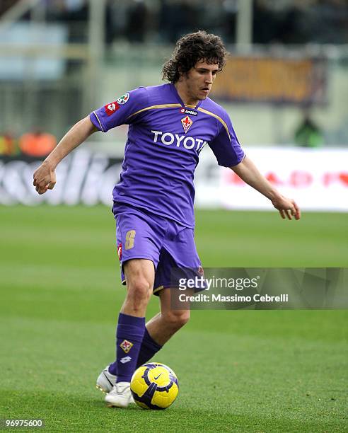 Stevan Jovetic of ACF Fiorentina in action during the Serie A match between ACF Fiorentina and AS Livorno Calcio at Stadio Artemio Franchi on...