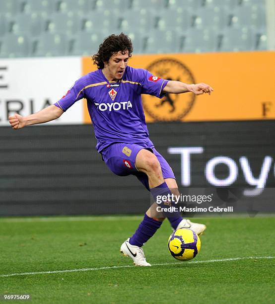 Stevan Jovetic of ACF Fiorentina in action during the Serie A match between ACF Fiorentina and AS Livorno Calcio at Stadio Artemio Franchi on...