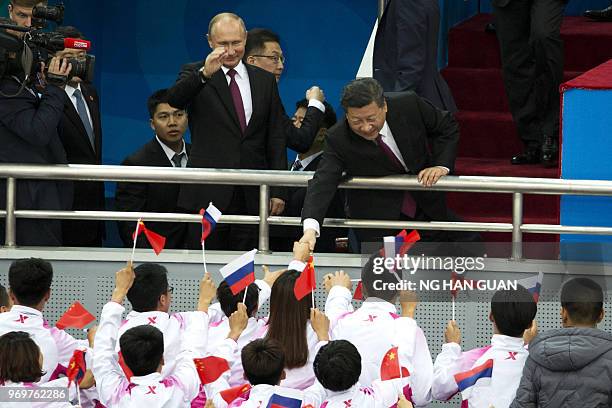 Putin Wave 1,593 Xi Han Stock Photos, High-Res Pictures, and Images - Getty Images