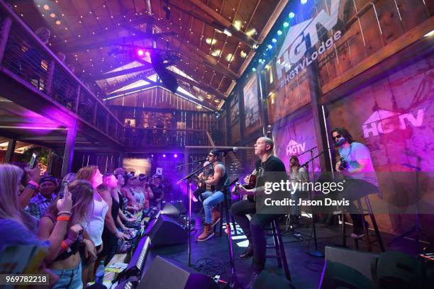 Recording artist Kip Moore performs onstage in the HGTV Lodge at CMA Music Fest on June 8, 2018 in Nashville, Tennessee.