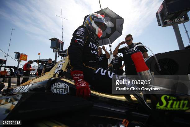 James Hinchcliffe, driver of the Arrow Electronics SPM Honda, prepares to drive during practice for the Verizon IndyCar Series DXC Technology 600 at...