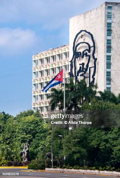 plaza de la revolucion havana - che guevara fotografías e imágenes de stock