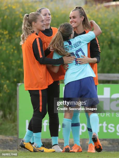 Danielle van de Donk of Holland Women celebrates 0-2 with Desiree van Lunteren of Holland Women, Ellen Jansen of Holland Women, Jill Roord of Holland...