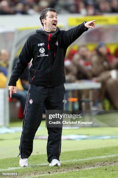 Head coach Marco Kurz of Kaiserslautern issues instructions during the Second Bundesliga match between 1.FC Kaiserslautern and FC St. Pauli at...