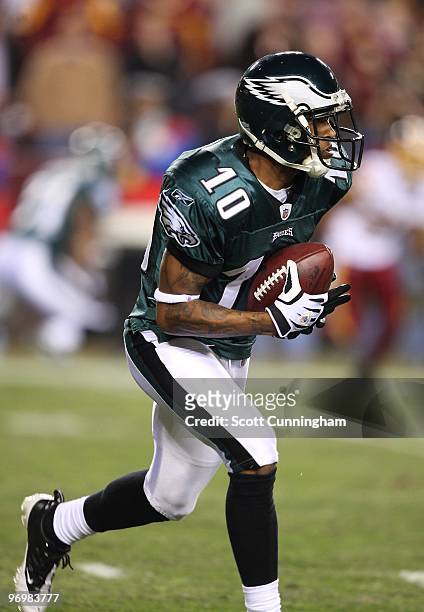 DeSean Jackson of the Philadelphia Eagles carries the ball against the Washington Redskins at Fedex Field on October 26, 2009 in Landover, Maryland.