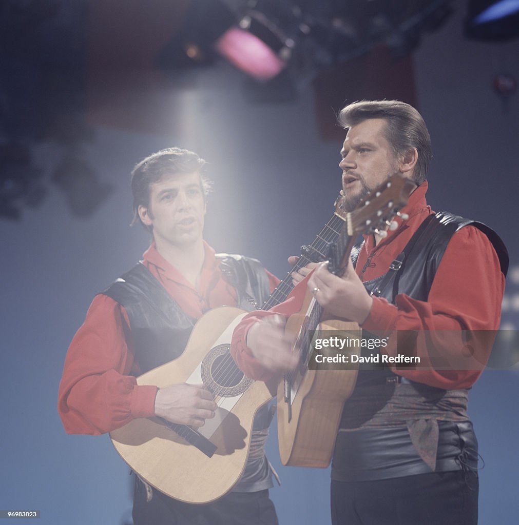 The Corries Perform On A Tv Show