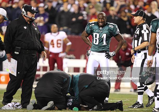 Jason Avant of the Philadelphia Eagles is distraught after an injury to Brian Westbrook in the game against the Washington Redskins at Fedex Field on...