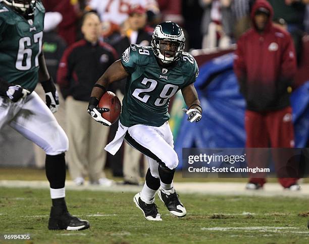 LeSean McCoy of the Philadelphia Eagles carries the ball against the Washington Redskins at Fedex Field on October 26, 2009 in Landover, Maryland.